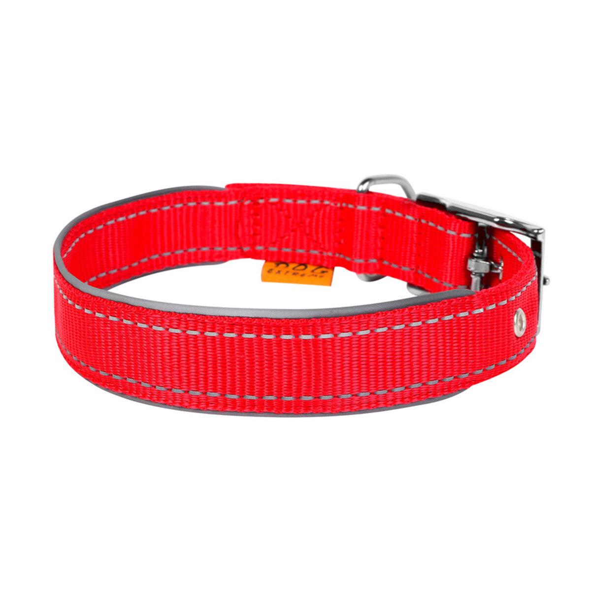 Ошейник из нейлона Dog Extreme двойной со светоотражающей вставкой 40 мм х 60-72 см Красный (64543 Col) Ошейник из нейлона Dog Extreme двойной со светоотражающей вставкой 40 мм х 60-72 см Красный (64543 Col)
