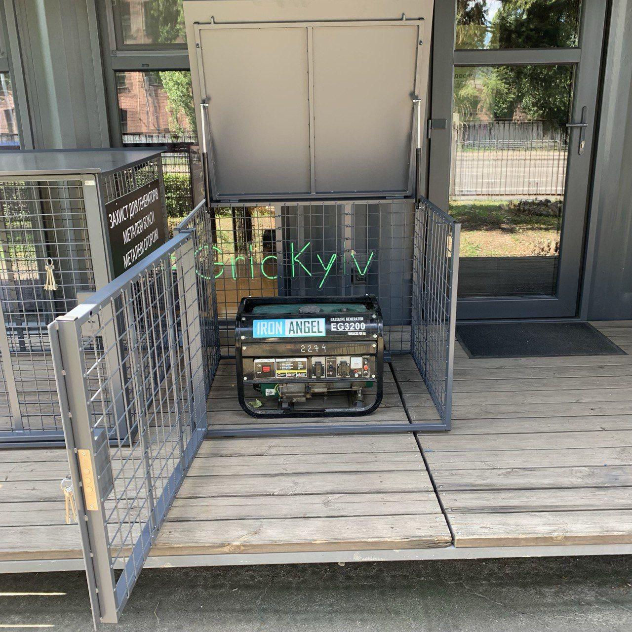 Бокс для генератора антивандальный БГСз-01 сетчатый уличный с замком 1000х800х800 мм (1985776176/К0161) - фото 4 Бокс для генератора антивандальный БГСз-01 сетчатый уличный с замком 1000х800х800 мм (1985776176/К0161) - фото 4