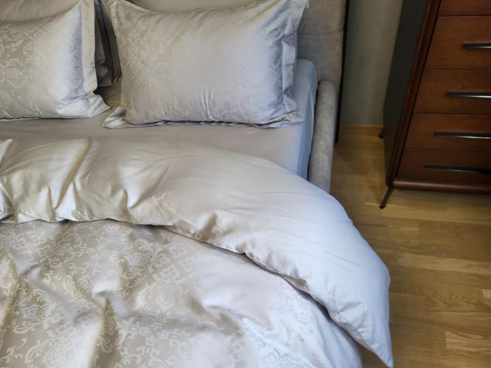 Комплект постельного белья на резинке Мир сатин жаккард Premium семейный/наволочки 50х70/70х70 см Caspe Grey (6103) - фото 2