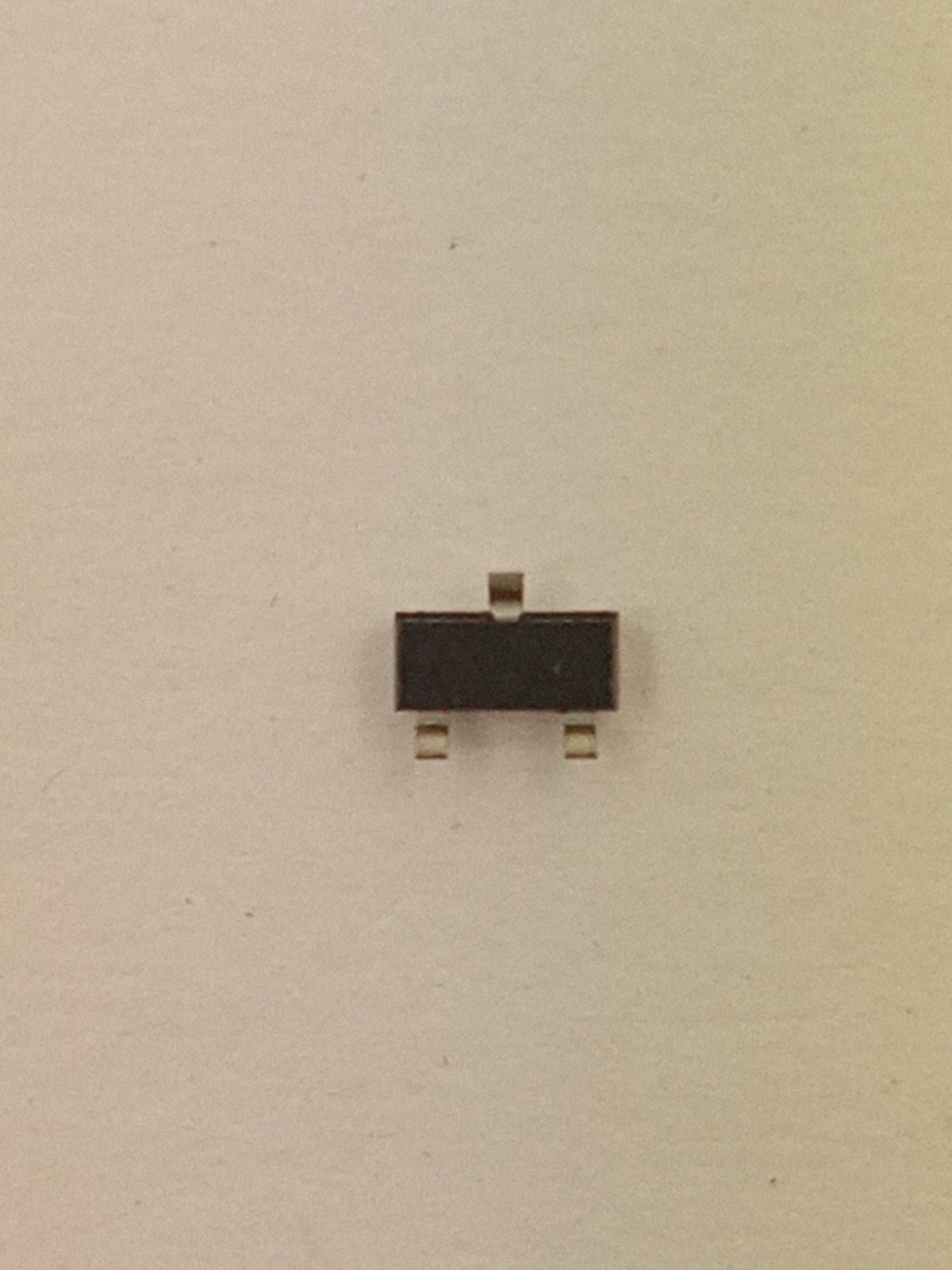 Транзистор BC847C npn 50V/0,1A/0,3W sot-23 (08023) Транзистор BC847C npn 50V/0,1A/0,3W sot-23 (08023)
