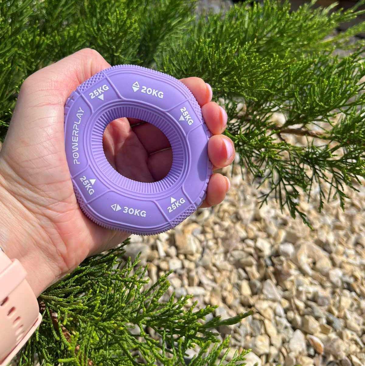 Эспандер кистевой силиконовый PowerPlay PP-4331 Hand Grip Medium 20-25-30 кг Фиолетовый (A-013227) - фото 2 Эспандер кистевой силиконовый PowerPlay PP-4331 Hand Grip Medium 20-25-30 кг Фиолетовый (A-013227) - фото 2