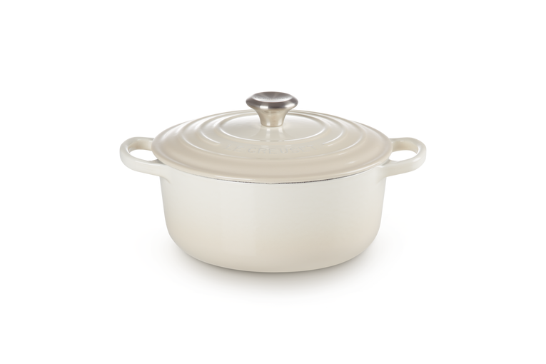 Каструля Le Creuset Signature 2,4 л з кришкою Бежевий (21177207164430) - фото 1