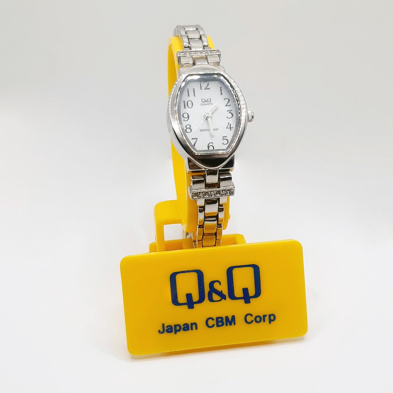 Наручные часы Q&Q женские кварцевые металлический ремешок (F149-214) - фото 2 Наручные часы Q&Q женские кварцевые металлический ремешок (F149-214) - фото 2