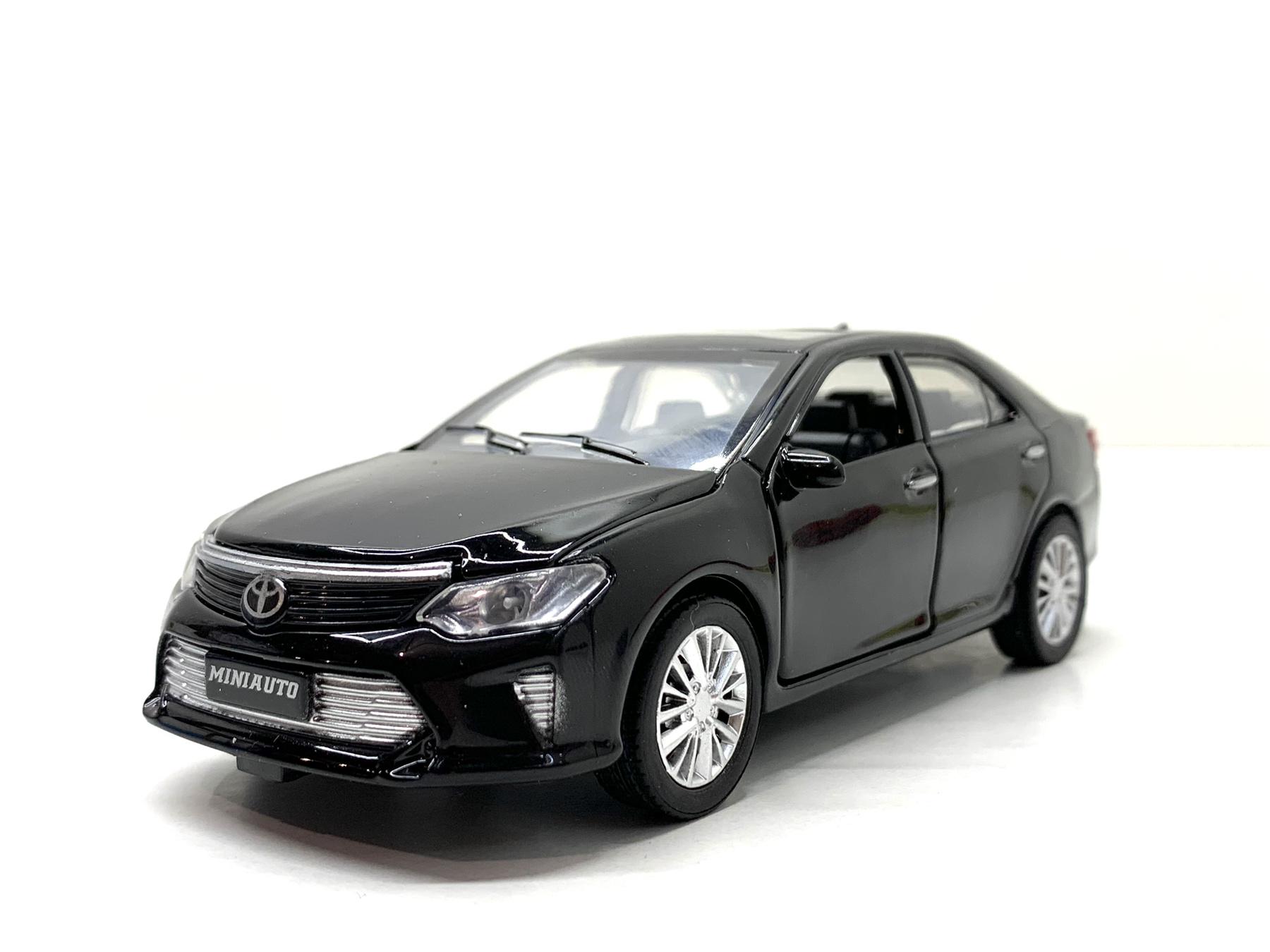 Машинка металлическая АвтоЭксперт Toyota Camry 1:32 открываются двери и багажник Черный (LF-79509)