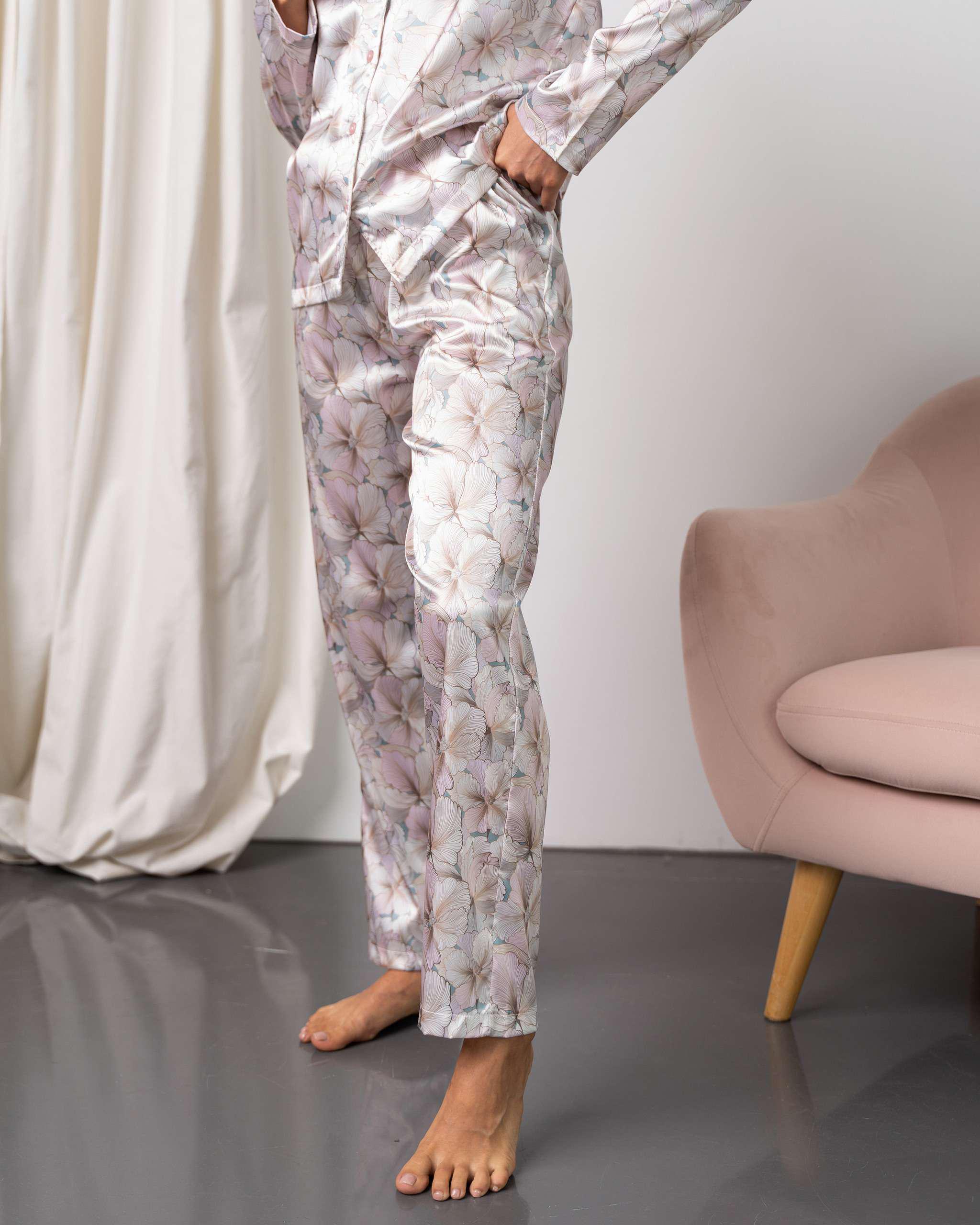 Пижама женская на пуговицах Цветы S Бежевый (92232) - фото 4 Пижама женская на пуговицах Цветы S Бежевый (92232) - фото 4