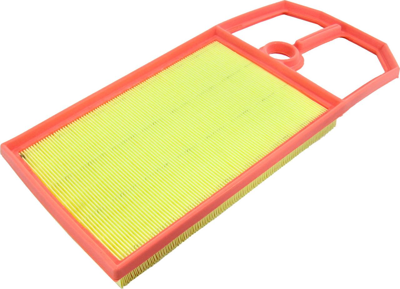 Фильтр воздушный WIX VW Golf IV с 97-06 г.в. 1,4-16 кл. 1,6-16 кл. WA6373 032129620C 036129620C 036129620F