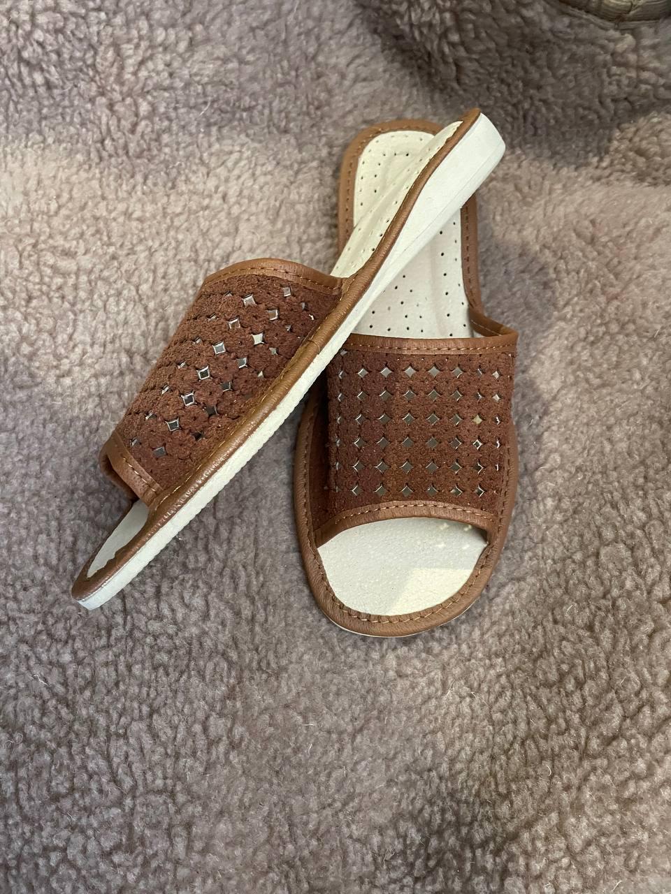 Капці домашні жіночі шкіряні Wojciak р. 41 Коричневий (11083-41)