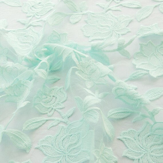 Ткань сетка с вышивкой IDEIA Фрезия 1,2 м Нежный ментоловый (2200004038520)