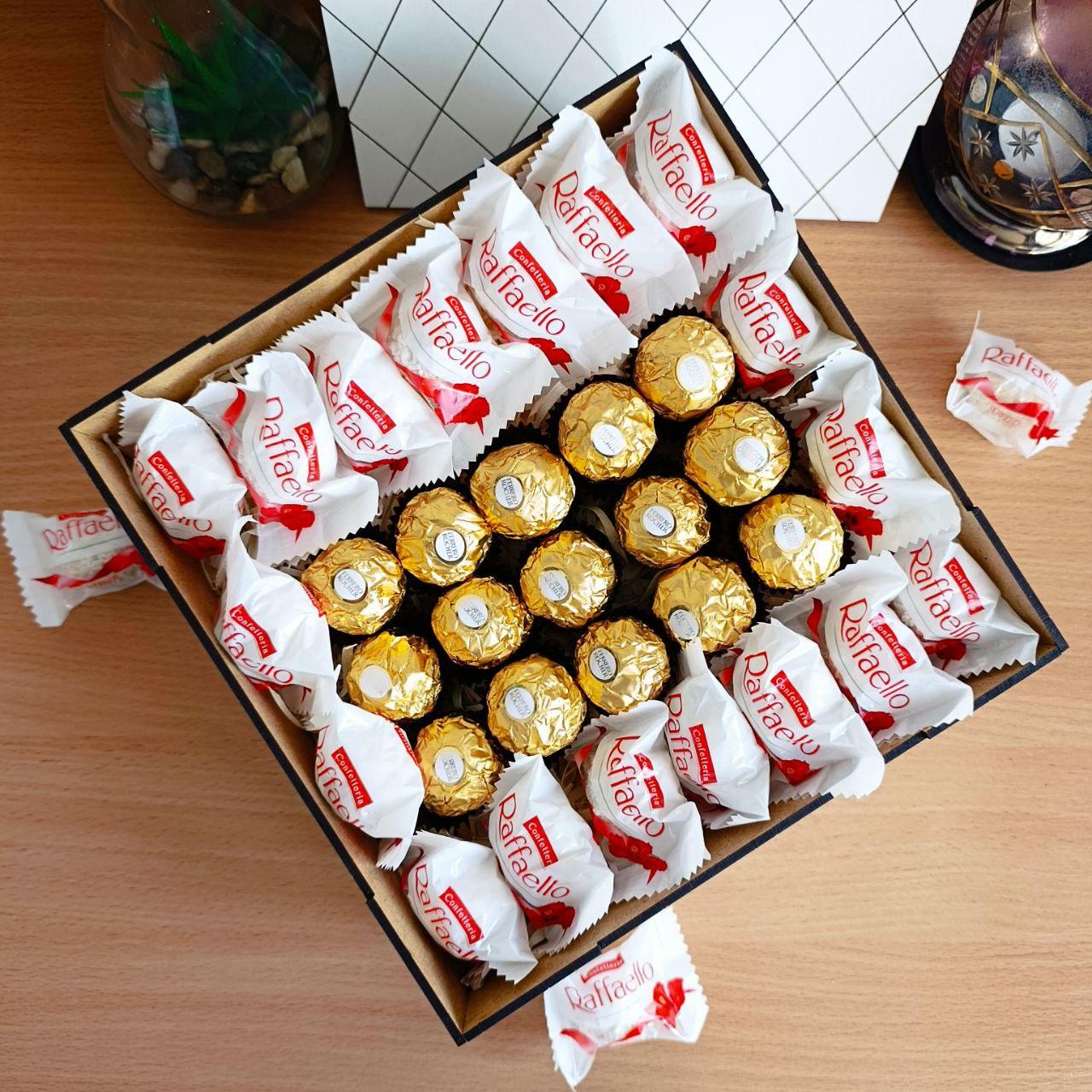 Подарунковий бокс з цукерками Raffaello і Ferrero для дівчини на день закоханих/8 березня день/народження (ar241)