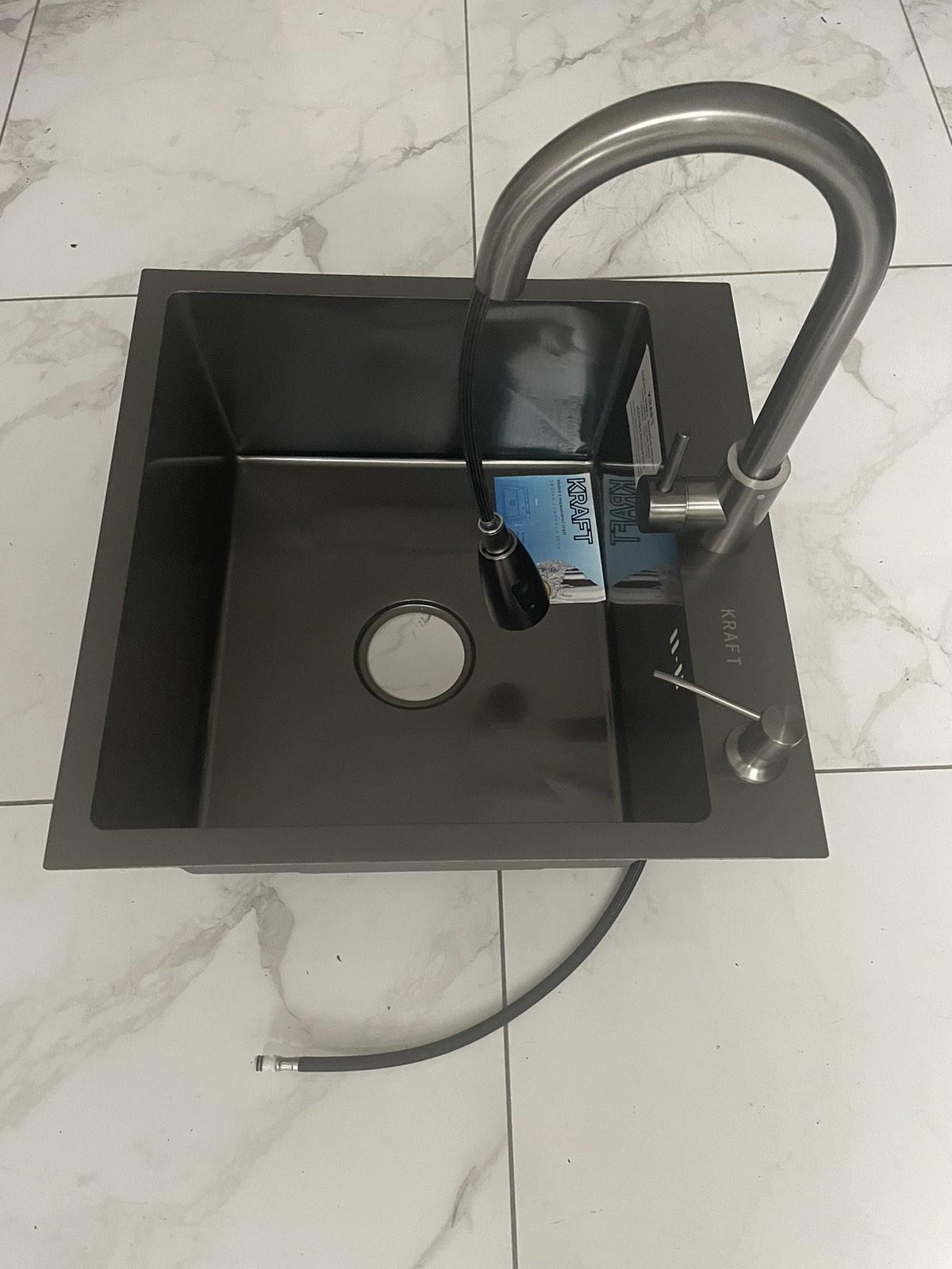 Мойка кухонная Kraft 5050 PVD Черный/крафт Kraft 3011 PVD с вытяжным изливом двухрежимный - фото 6