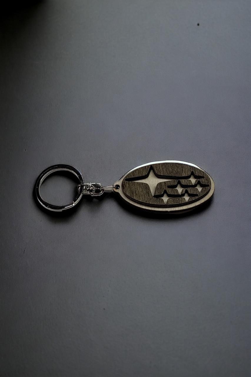 Брелок для автомобиля из дерева Subaru (2048219225)