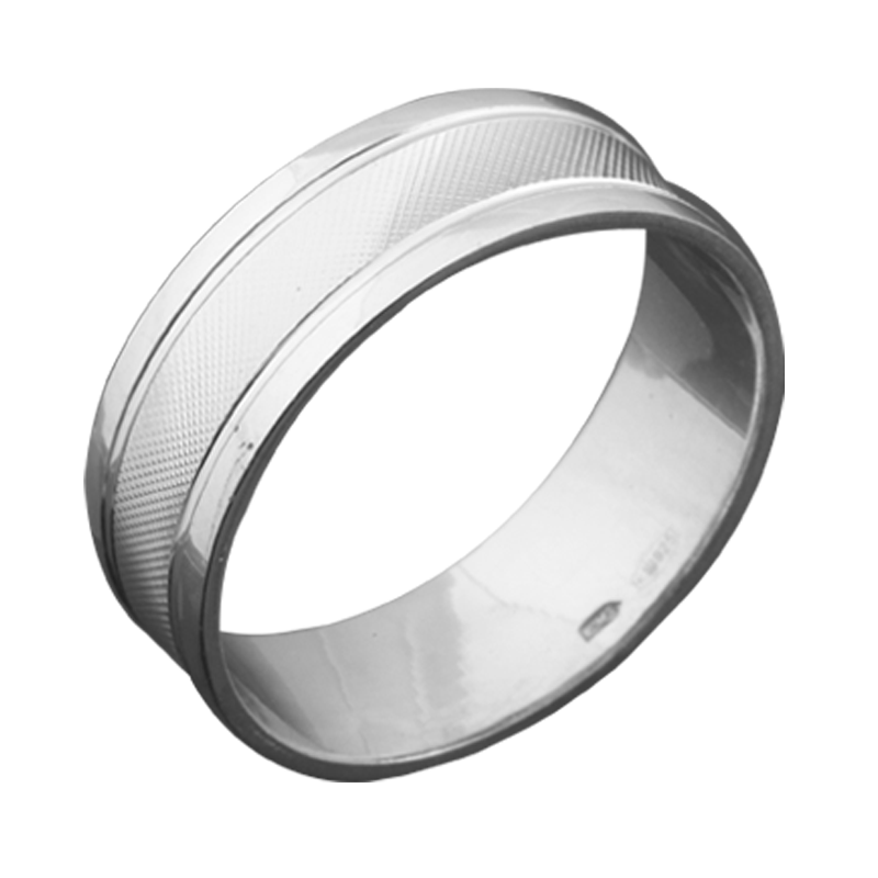 Обручка срібна у лаконічному стилі з паралельними лініями р. 18