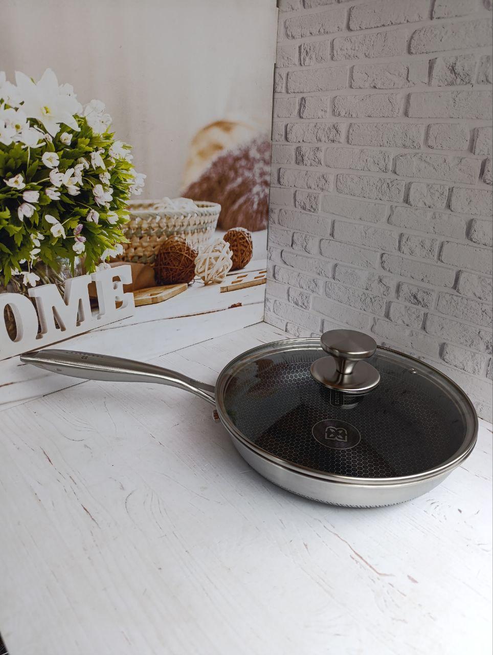 Сковорода Edenberg EB-13056 из нержавеющей стали с крышкой с антипригарным покрытием 20 см Стальной Сковорода Edenberg EB-13056 из нержавеющей стали с крышкой с антипригарным покрытием 20 см Стальной