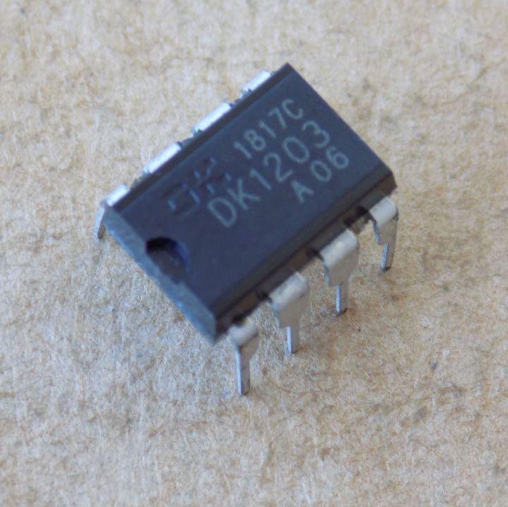 Мікросхема DK1203/DIP8 (28599)