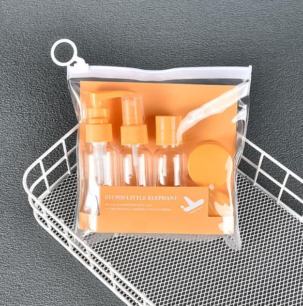 Набір дорожній 18578 9 пр. Помаранчевий (5011270) Набір дорожній 18578 9 пр. Помаранчевий (5011270)