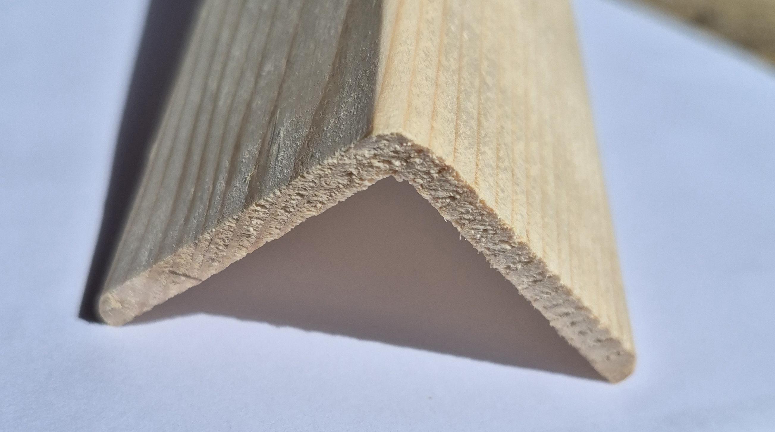 Дерев'яний куточок зовнішній зрощений 30х30х2500 мм (28780227) - фото 2 Дерев'яний куточок зовнішній зрощений 30х30х2500 мм (28780227) - фото 2