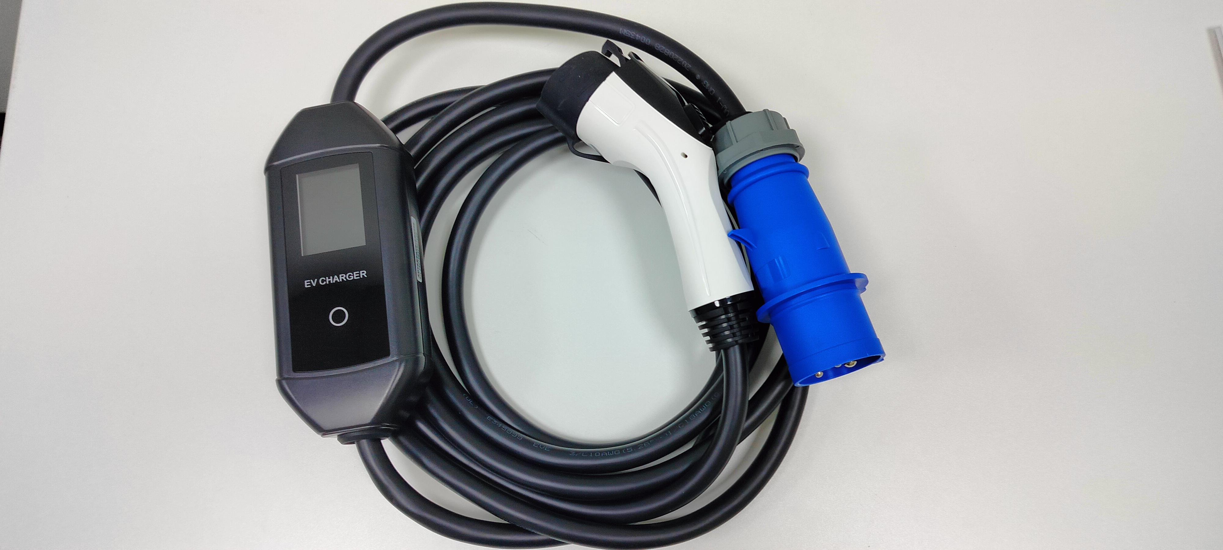 Зарядное устройство для электромобиля EV 32A/7 кВт GB/T портативное с силовой розеткой 220 В 32 А OLED (XCACK01-G) - фото 2