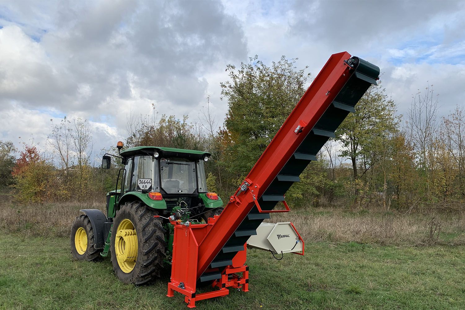 Подрібнювач гілок Arpal на шматки дров до трактора (АМ-200ТР-К) - фото 3 Подрібнювач гілок Arpal на шматки дров до трактора (АМ-200ТР-К) - фото 3