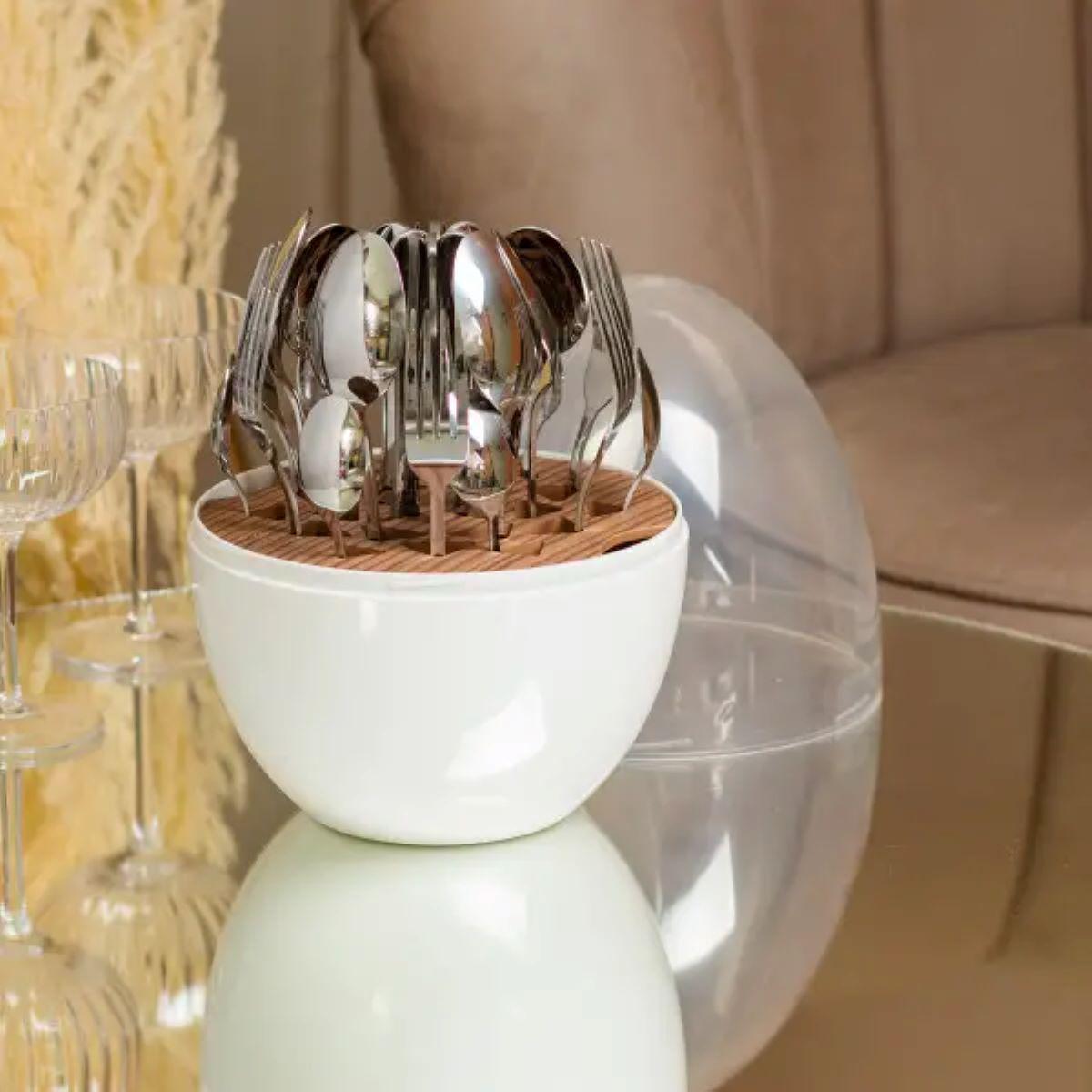 Набор столовых приборов на 6 персон из нержавеющей стали с подставкой Яйцо 24 шт. Белый (HP7889)