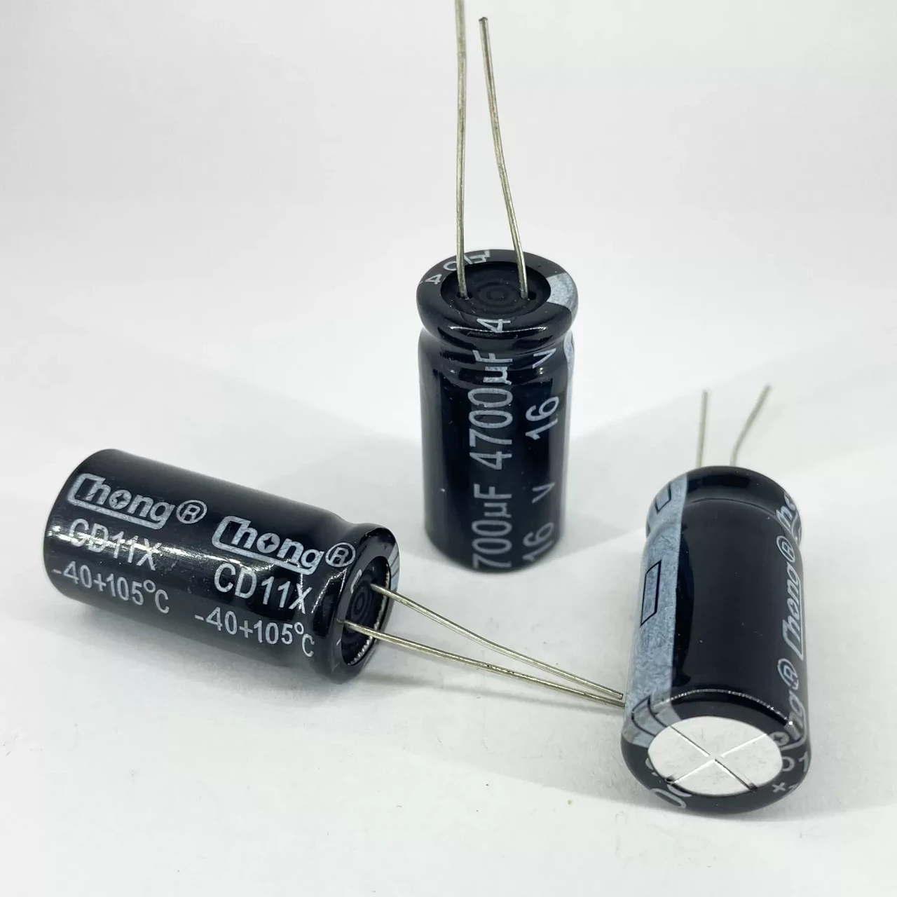 Конденсаторы электролитические ChongX 4700 мкф 16V 13x25 мм 105 °C (1965565204)