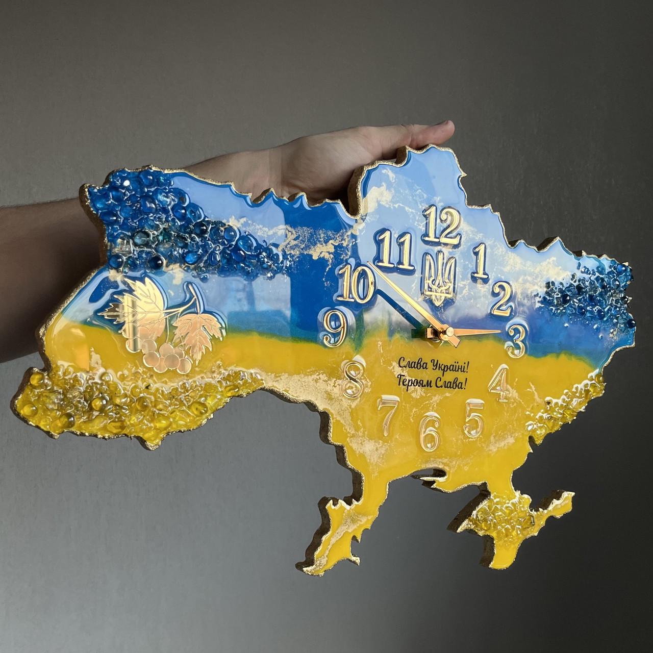 Часы настенные из эпоксидной смолы Карта Украины 60х38 см