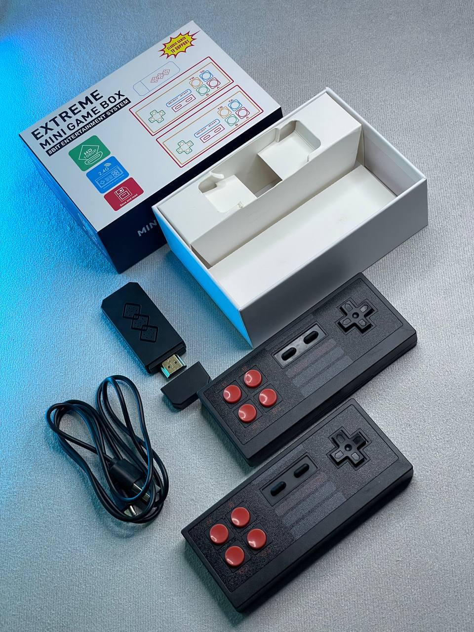 Игровая приставка беспроводная Dendy HDMI Retro Extreme Mini Game Box 2 джойстика HD 8Bit 818 игр Черный (2169)