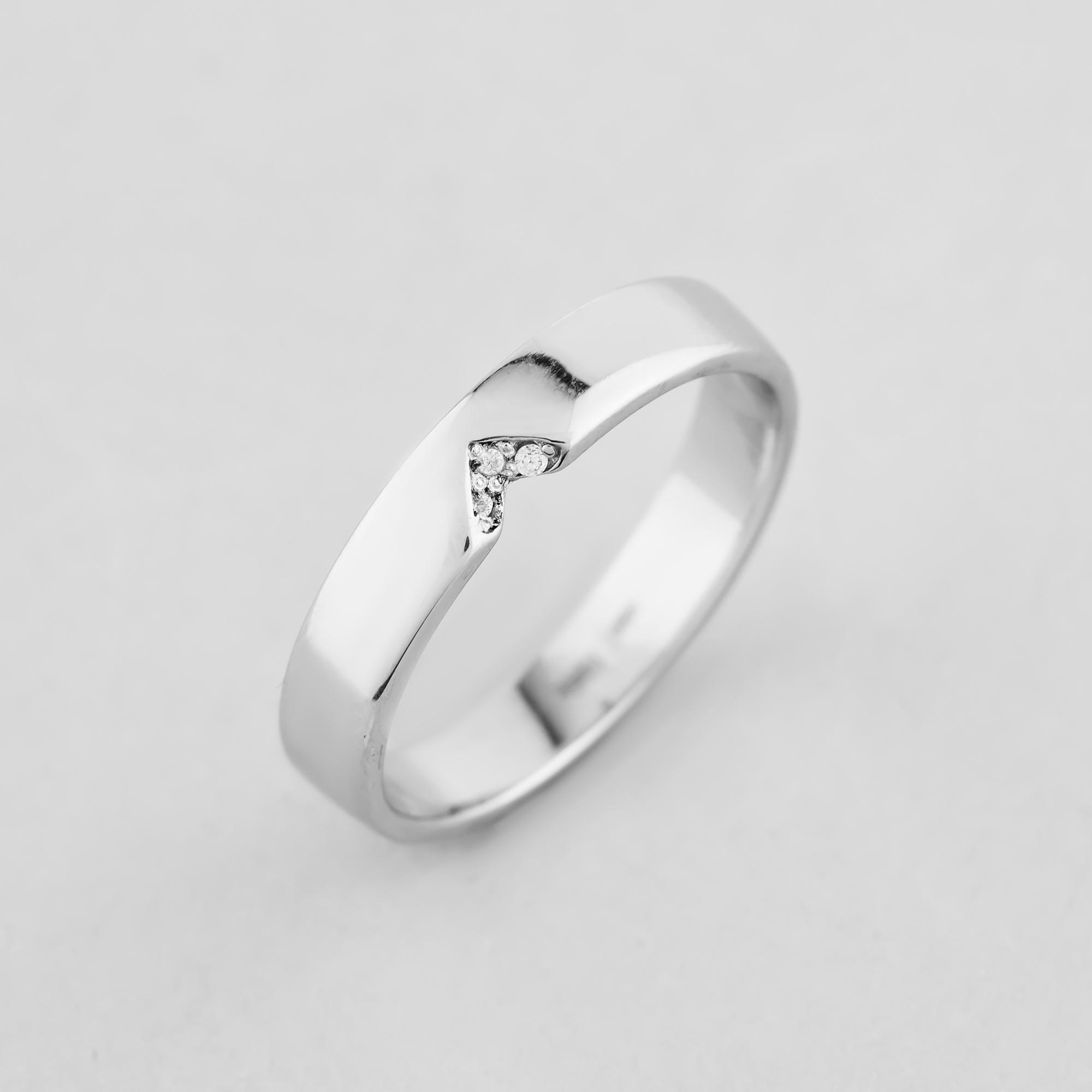 Серебряное кольцо Minimal Нежное сердце р. 17 (15103) Серебряное кольцо Minimal Нежное сердце р. 17 (15103)