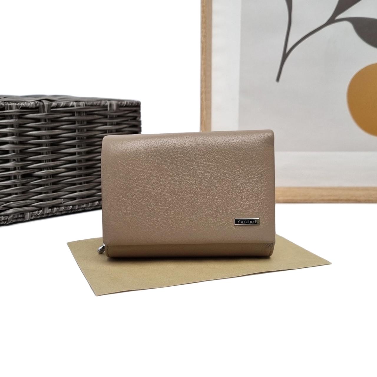 Гаманець жіночий Cardinal на магніті натуральна шкіра Бежевий (052B-216)