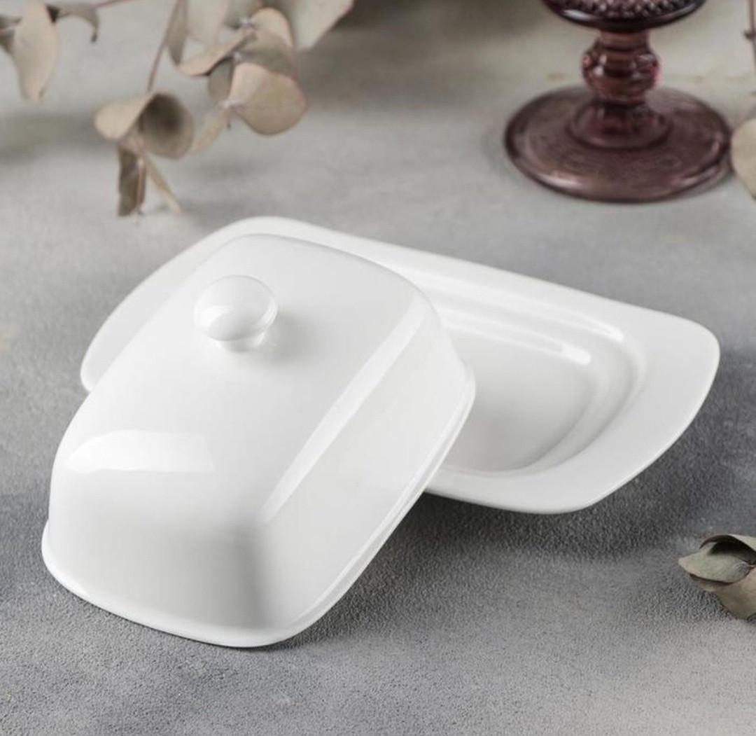 Маслянка Wilmax England Color порцелянова 19 см Білий (WL-996109/1C)