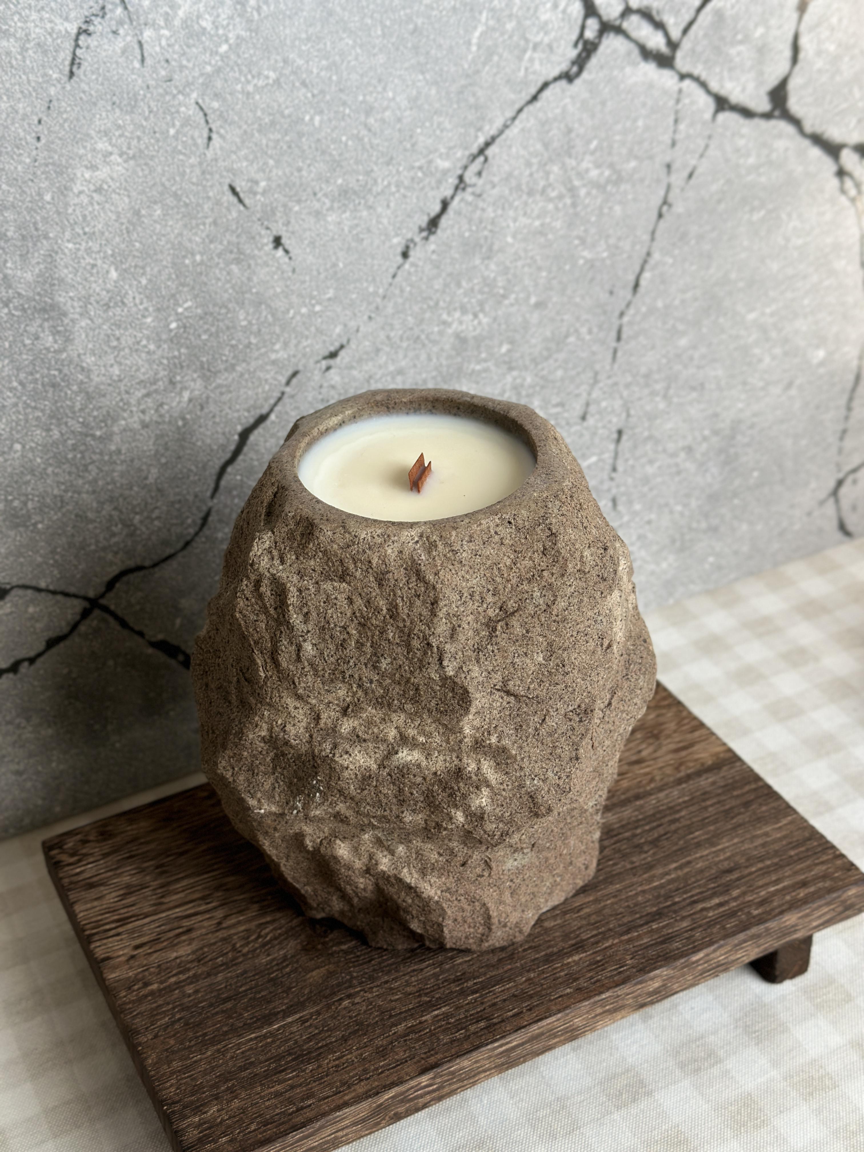 Аромасвечка большая из красного песчаника Spices & Cinnamon