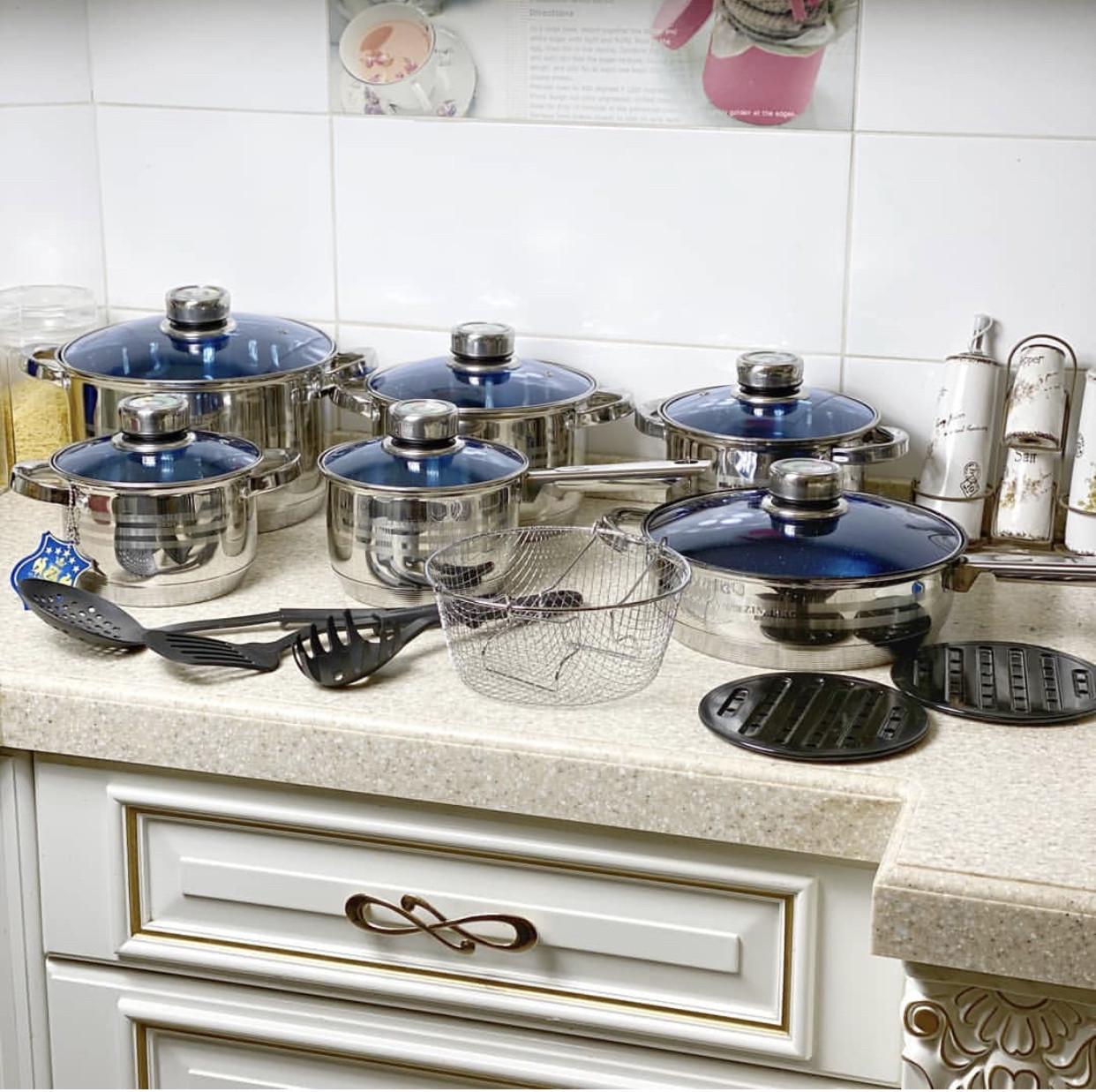 Набор посуды Edenberg с термодатчиком, фритюрницей и кухонными приборами Royalty Line 18 пр. (RL-1801BM)