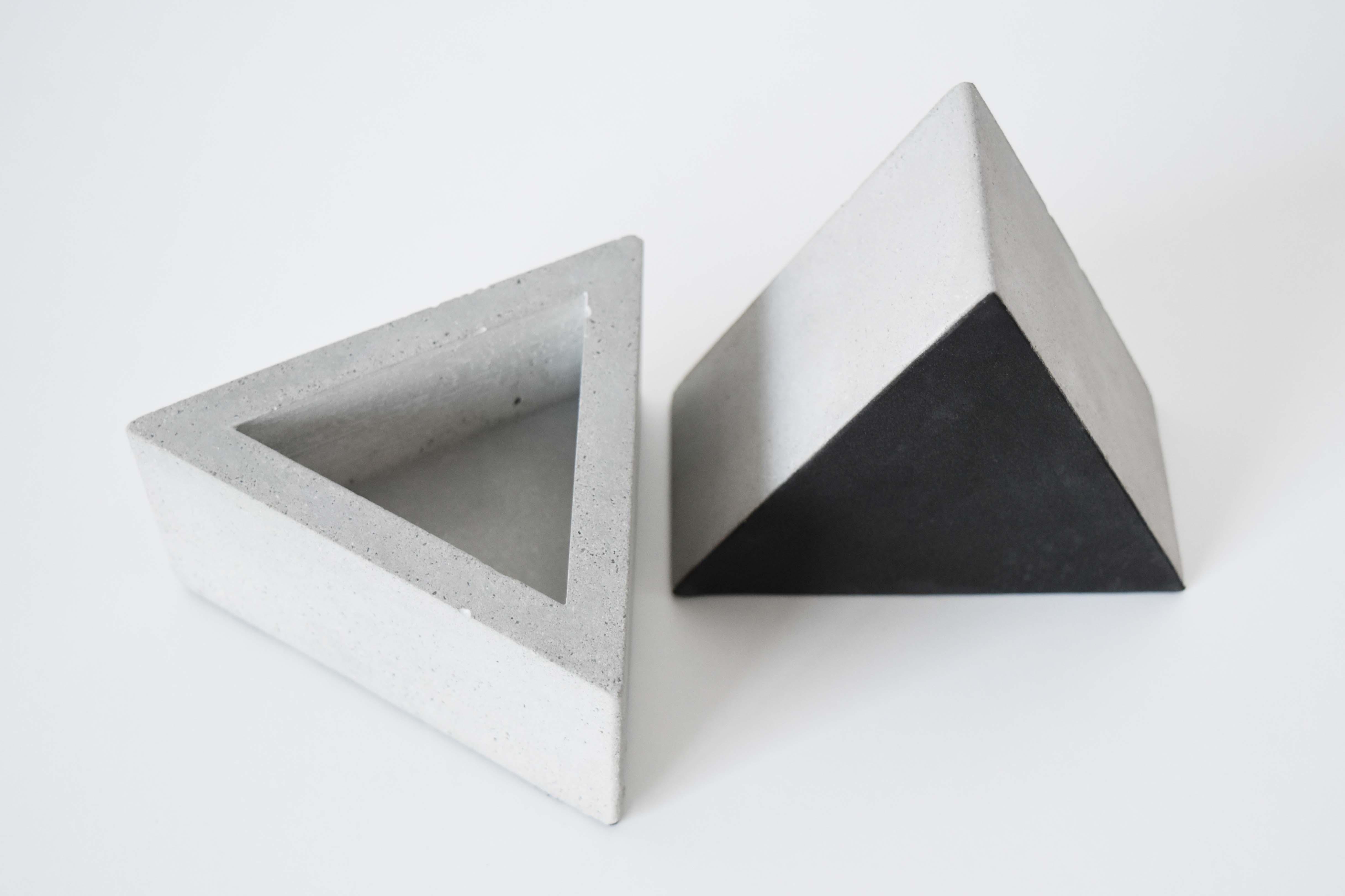 Набор кашпо Delta из бетона 3 шт. Серый (14199647) - фото 5 Набор кашпо Delta из бетона 3 шт. Серый (14199647) - фото 5