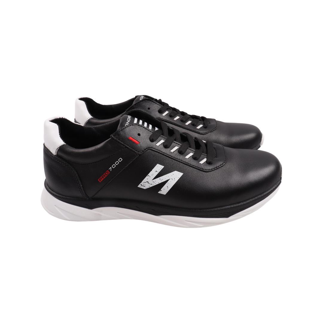 Кроссовки мужские Konors из кожи р. 44 Черный (554-21DTS)