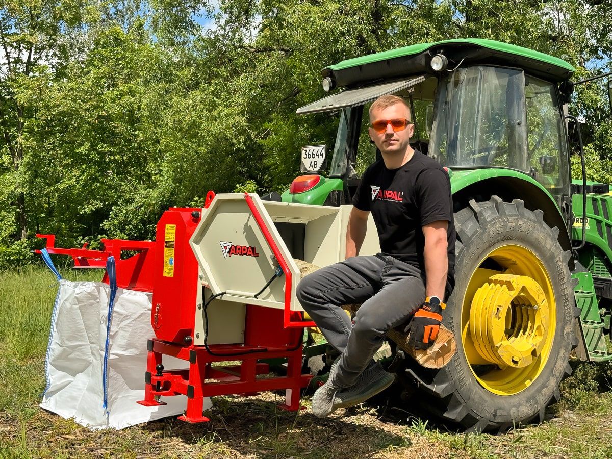 Подрібнювач гілок Arpal на дрова до трактора (АМ-200ТР) - фото 31 Подрібнювач гілок Arpal на дрова до трактора (АМ-200ТР) - фото 31