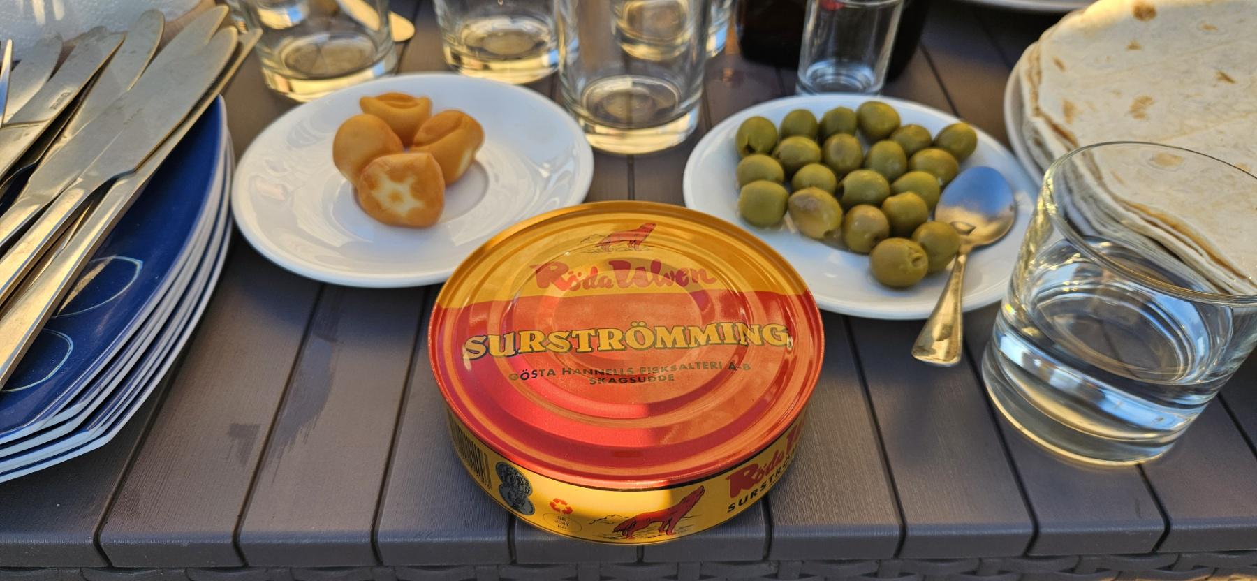 Рыбные консервы сюрстреминг Röda Ulven Surströmming 440 г (2308905354) - фото 2 Рыбные консервы сюрстреминг Röda Ulven Surströmming 440 г (2308905354) - фото 2