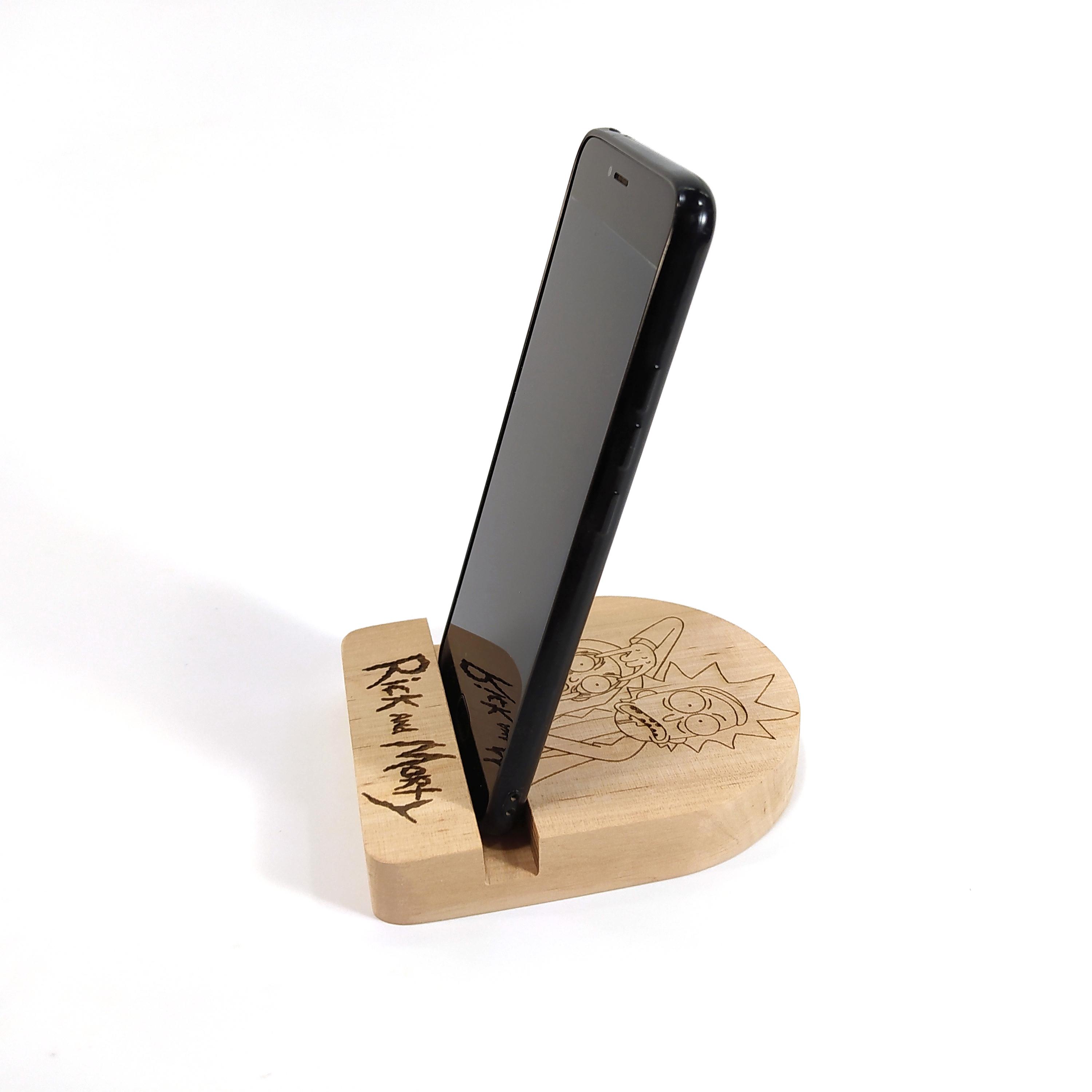 Підставка для смартфона Майстерня містера Томаса Rick and Morty 10х12х2 см - фото 2 Підставка для смартфона Майстерня містера Томаса Rick and Morty 10х12х2 см - фото 2