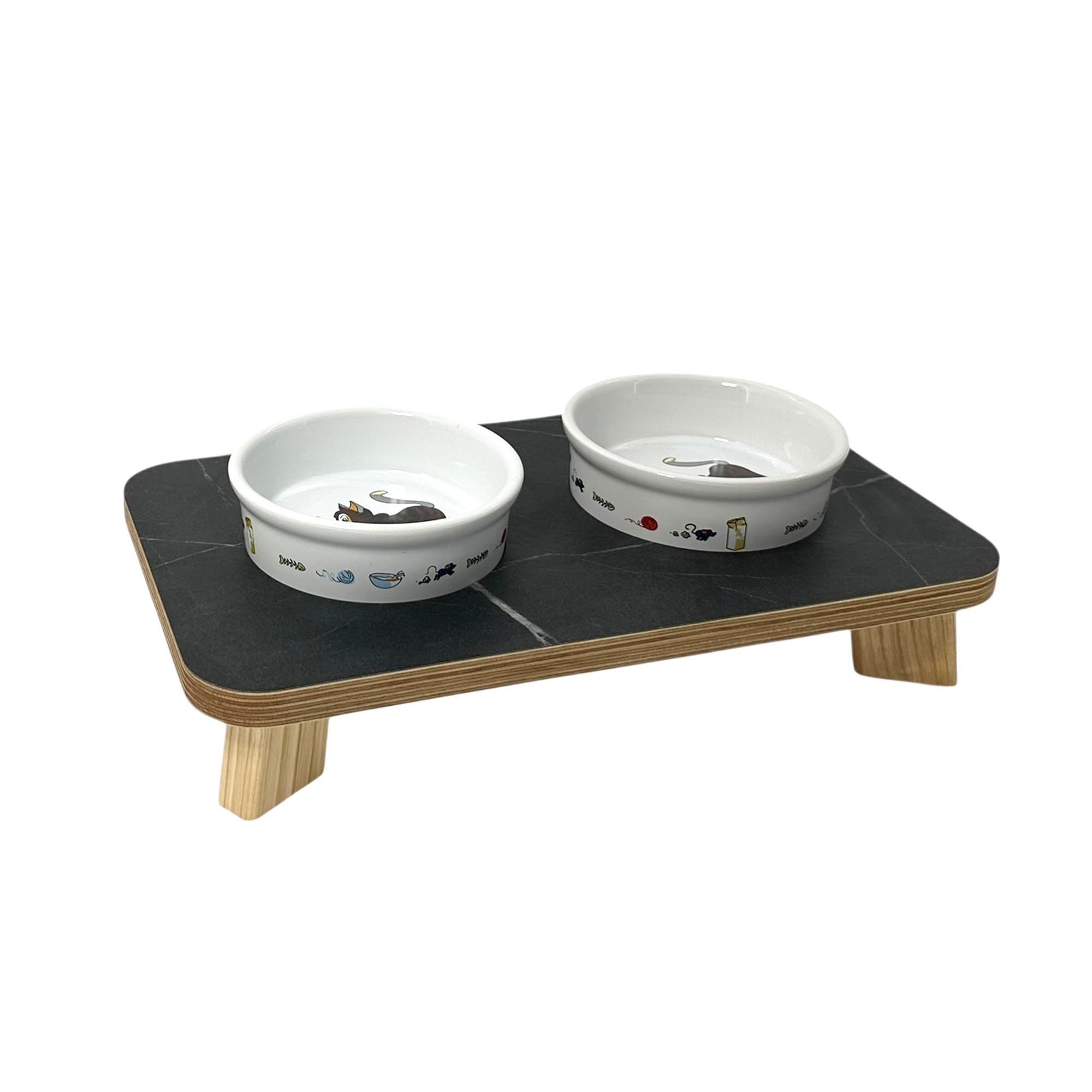 Подставка под мисочки Trixie для собак и кошек с мисками 2х200 мл