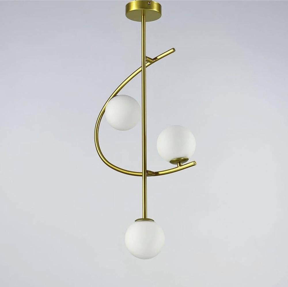 Люстра на 3 мініатюрних білих матових плафони Золотий (YG 8014-3C GD) - фото 3 Люстра на 3 мініатюрних білих матових плафони Золотий (YG 8014-3C GD) - фото 3