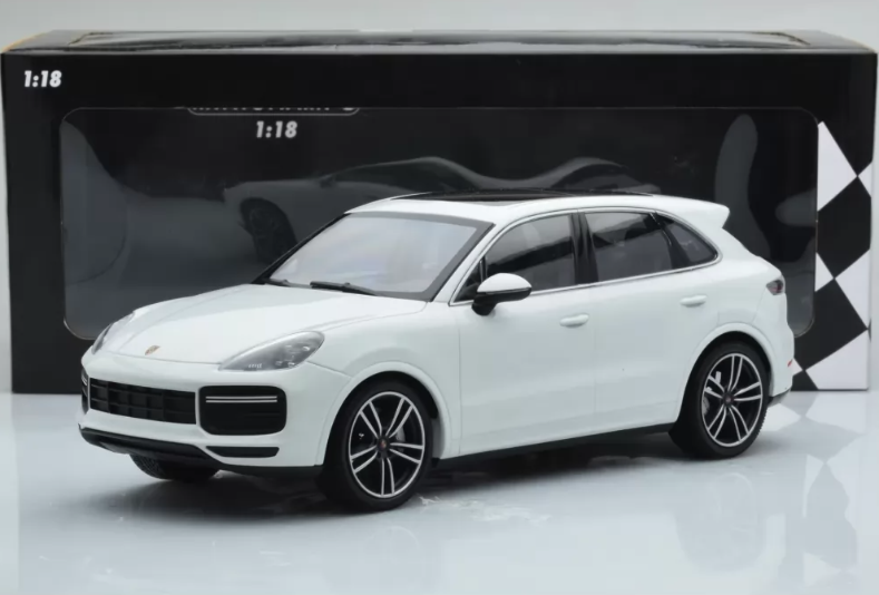 Модель автомобіля Minichamps Porsche Cayenne E2 II Turbo S White by Minichamps 1:18 (153066073) - фото 3