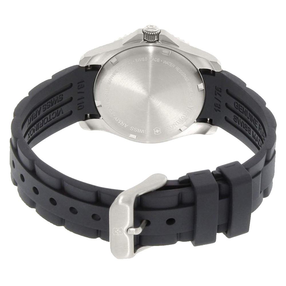 Наручний годинник жіночий Victorinox Swiss Army Maverick кварцевий Silver (V241702) - фото 3