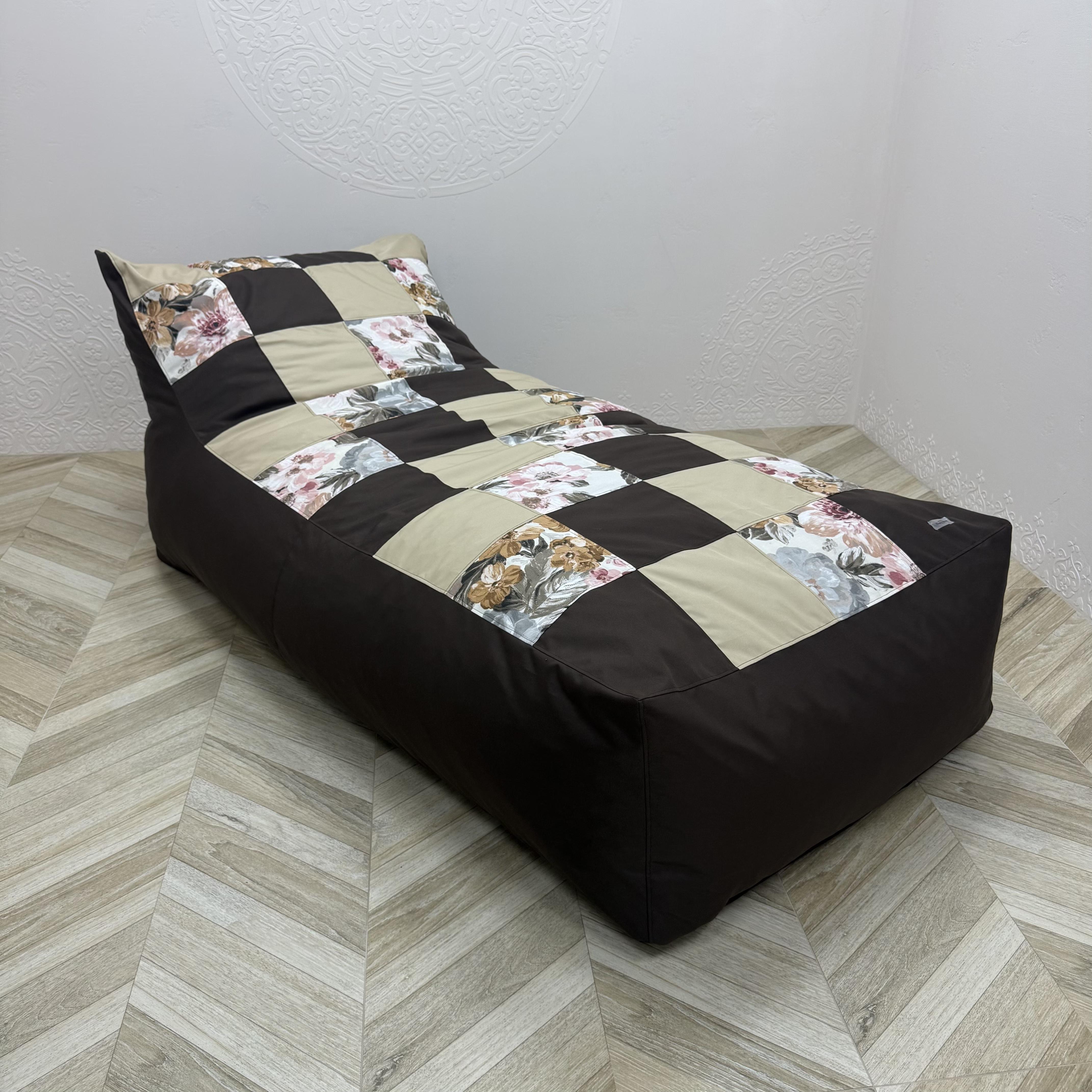 Бескаркасное кресло водонепроницаемое пэчворк Comfort Home Bouquet powdery 90х180х80 см