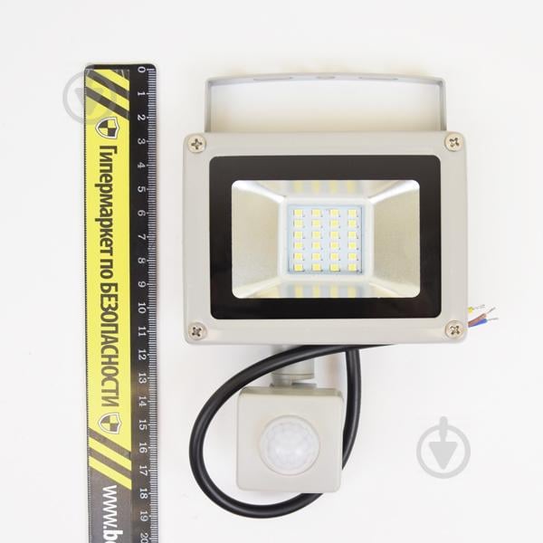 LED-прожектор Lightwell LW-20W-220PIR із датчиком руху - фото 2