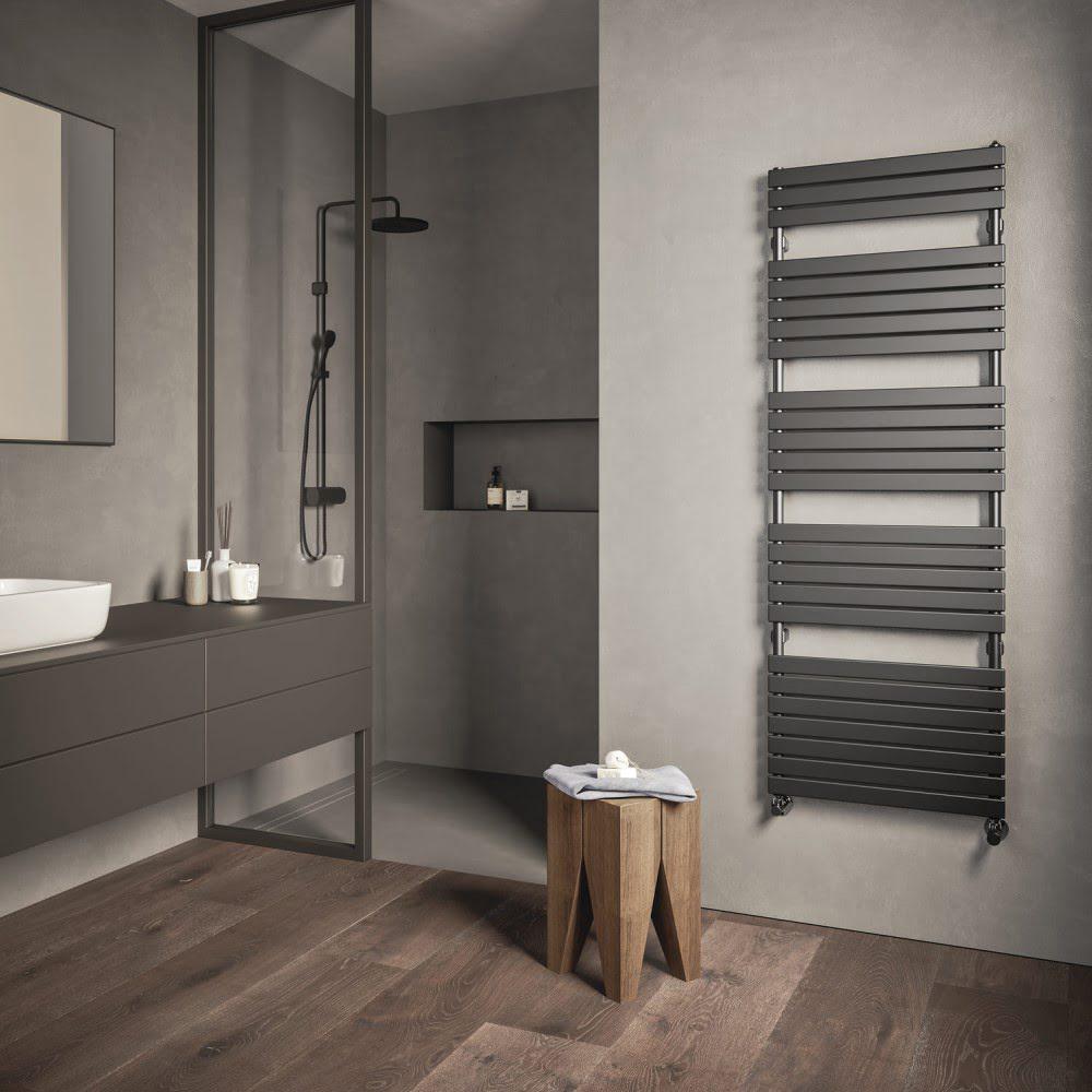 Полотенцесушитель дизайнерский Irsap XILO1 1156x506 мм Черный (XILO1_B_1156x506)