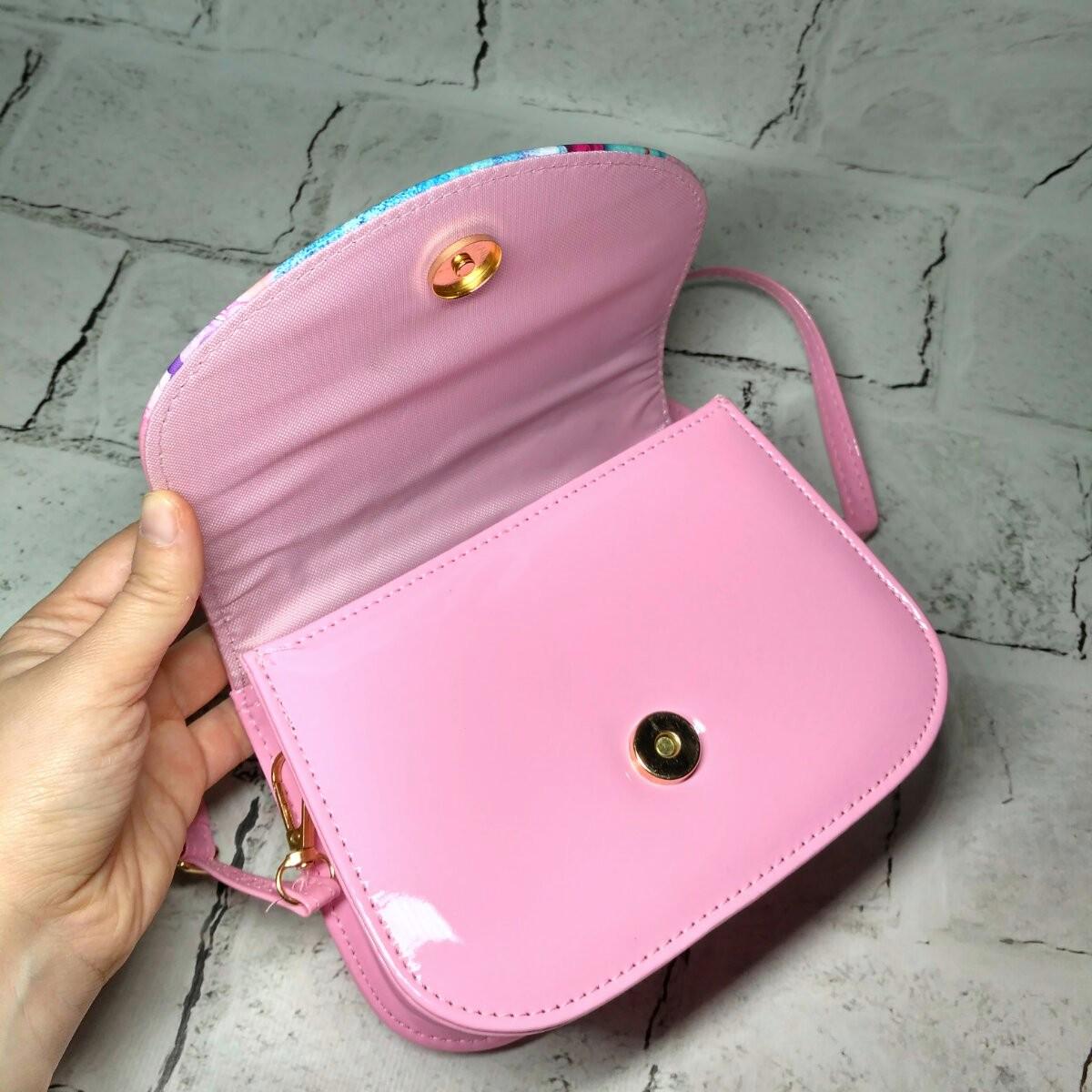 Сумочка дитяча для дівчинки лакова з ремінцем Ельза 17х13х6 см Рожевий (9004-1) - фото 2