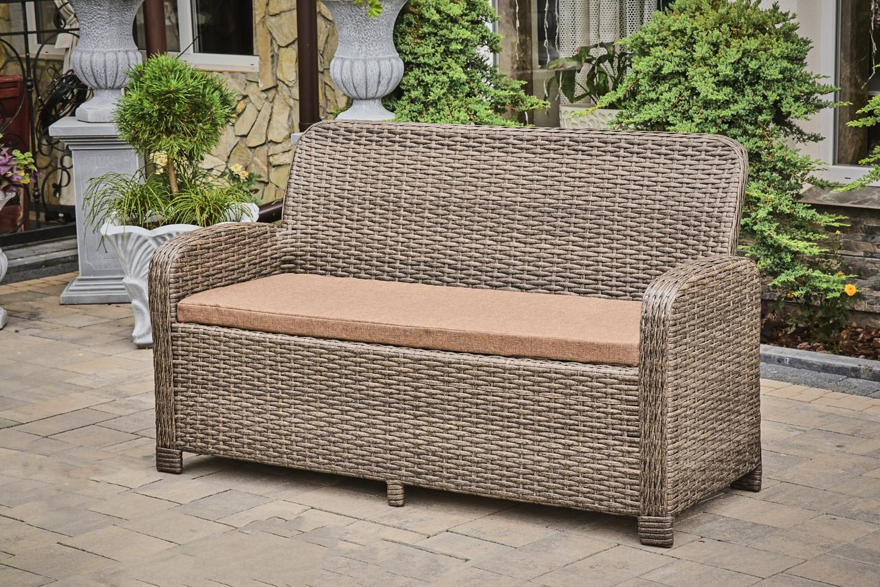 Диван садовый трехместный Амелия Мидл плетеный из техноротанга с подлокотниками и подушкой 160 см Миндальный (CNT00013116)