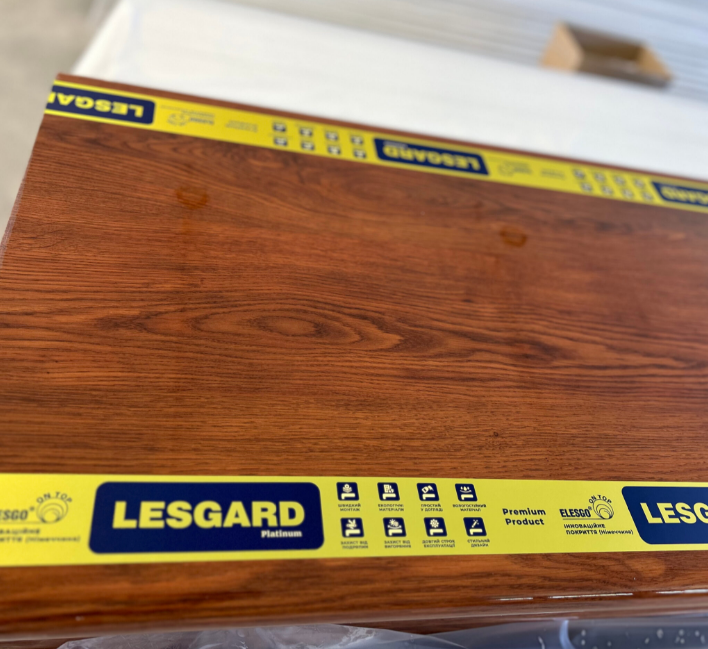 Підвіконня Lesgard Elesgo ПВХ 200 мм Античний Дуб - фото 3 Підвіконня Lesgard Elesgo ПВХ 200 мм Античний Дуб - фото 3