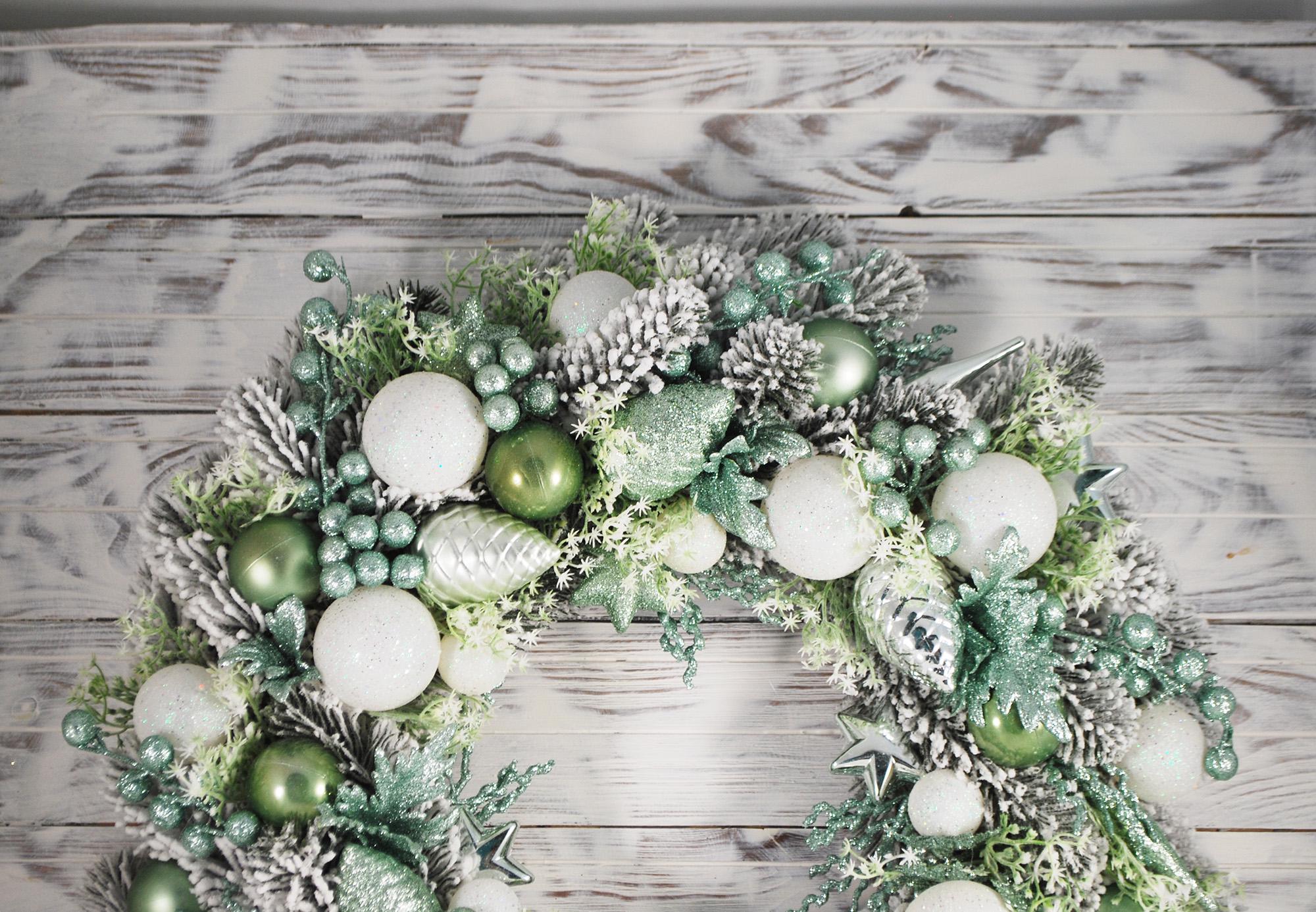 Вінок новорічний 43 см М'ятний/Білий (4933476) - фото 4