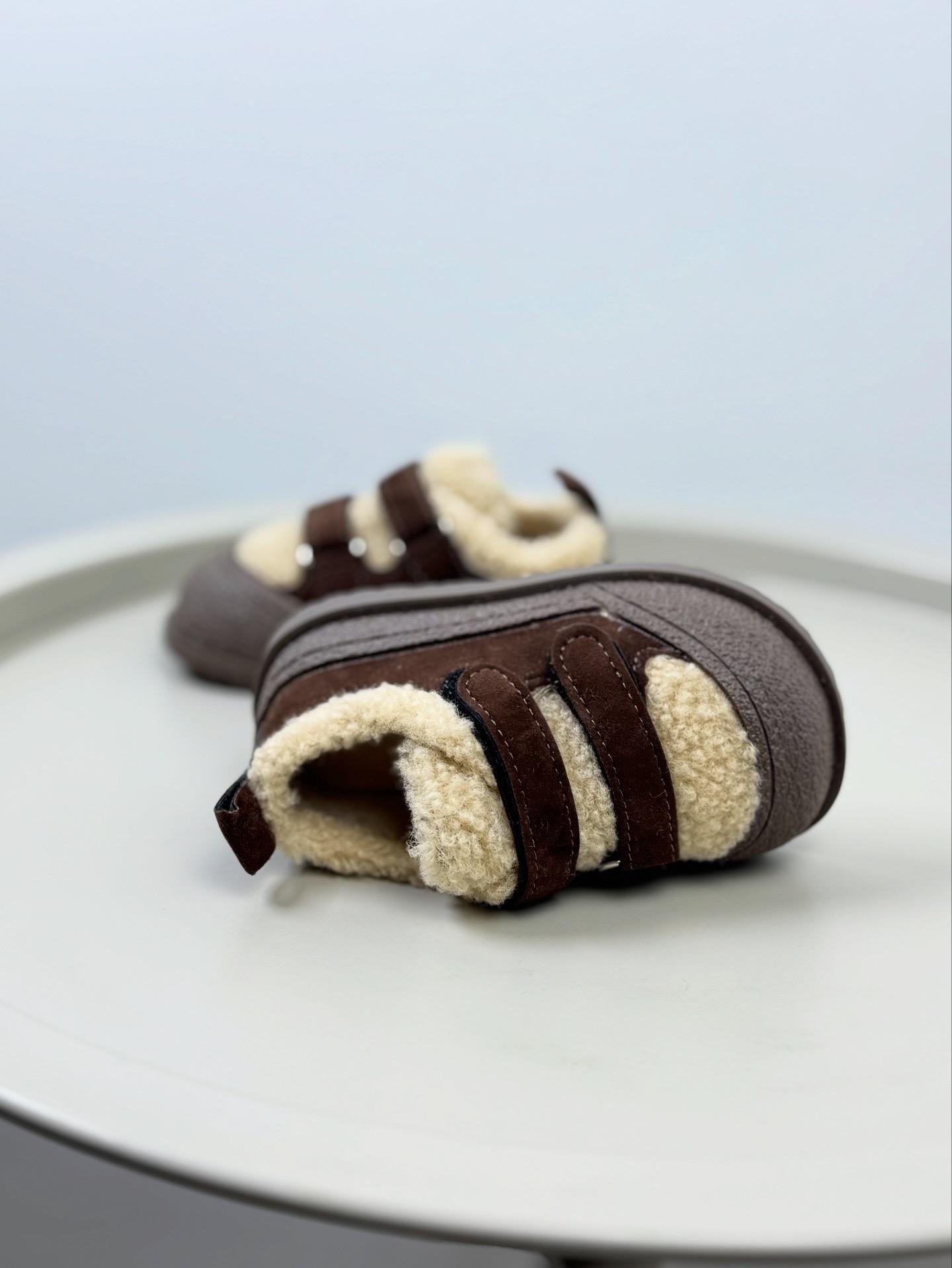 Черевики дитячі осінні 1672 р. 26 Бежевий (30779460) - фото 4 Черевики дитячі осінні 1672 р. 26 Бежевий (30779460) - фото 4