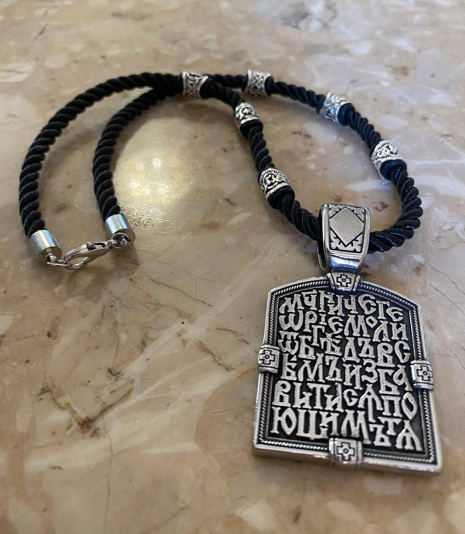 Колье оберег LITAURS на шелковом шнуре кулон двусторонний с молитвой Георгий победитель (250305) - фото 6