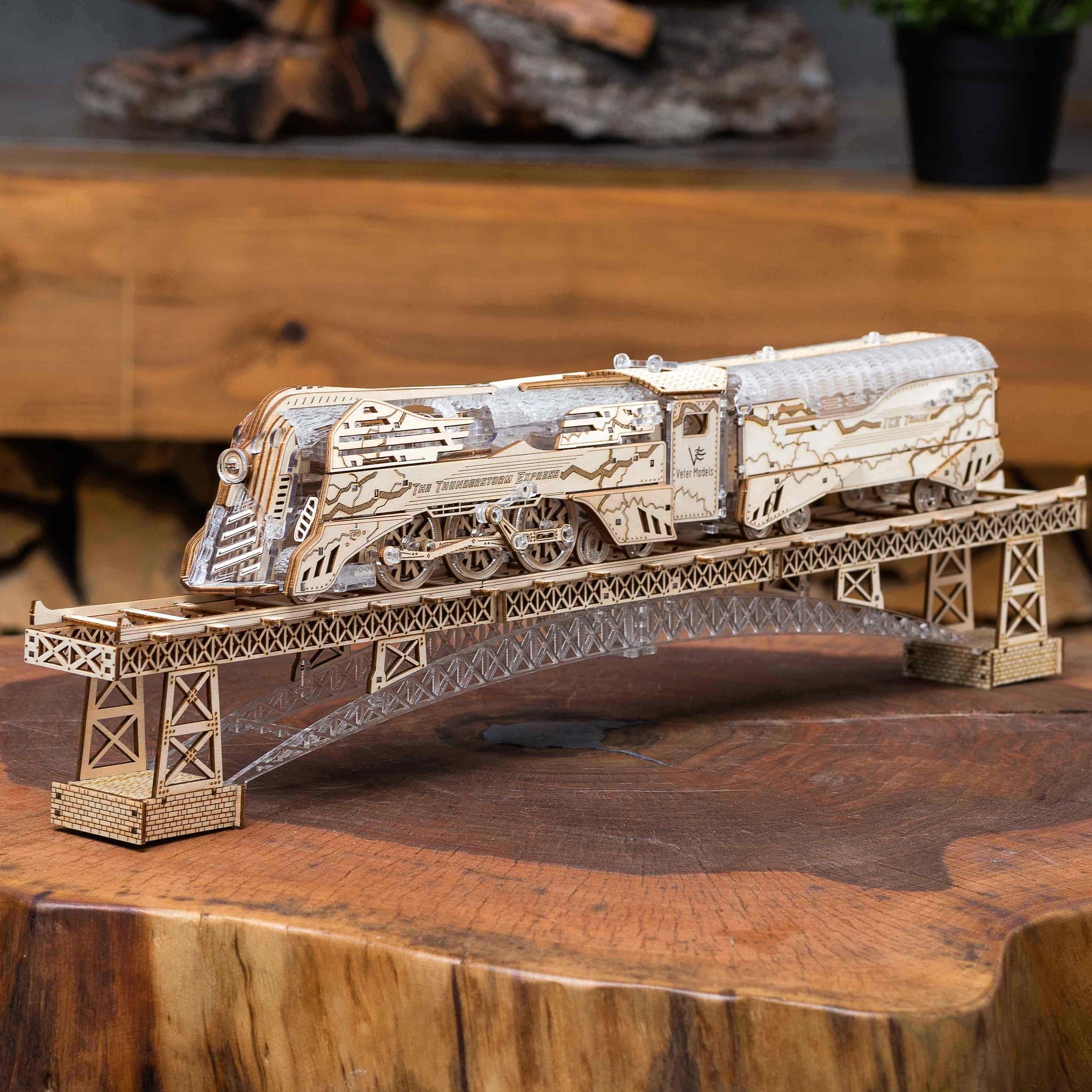 Конструктор дерев'яний Vіter Models Потяг The Thunderstorm Express (The Thunderstorm Express )